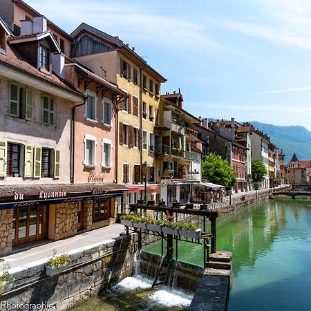 Beautiful Appartment In The Vieille Ville D'Annecy At 200M From The Lake Buitenkant foto
